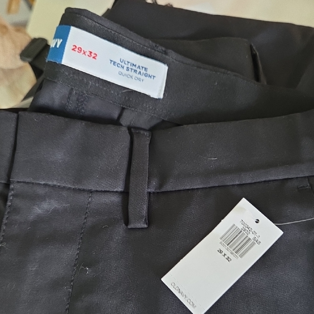 Old Navy Men's Black Tech Straight Pants